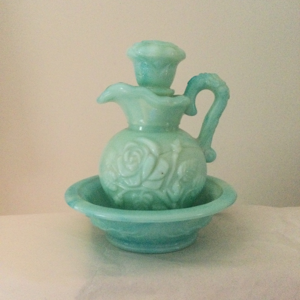 Avon pitcher and bowl set